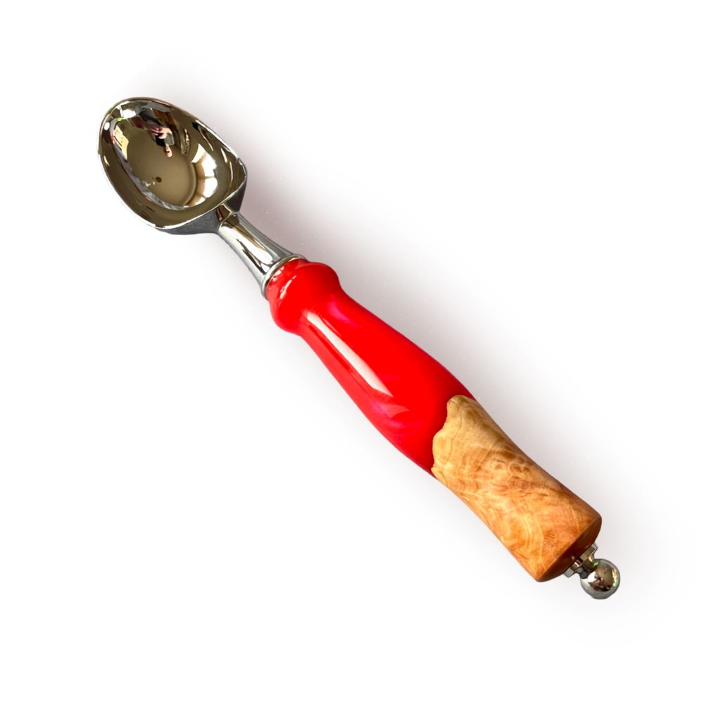 Stainless steel ice cream scoop with handcrafted handle